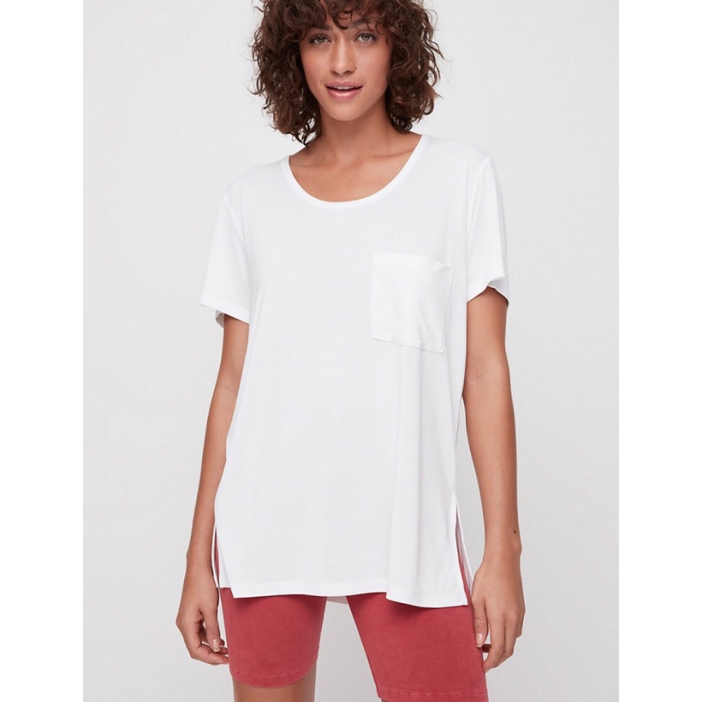 Aritzia tna Light pink & grey short sleeve